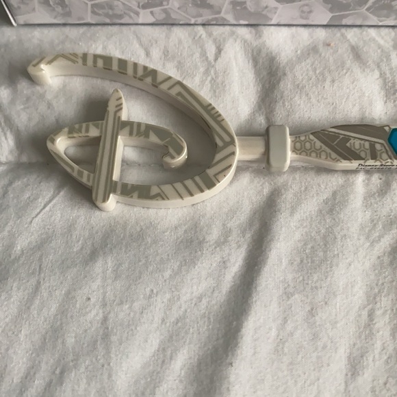 Disney Key Vision - Picture 2 of 3